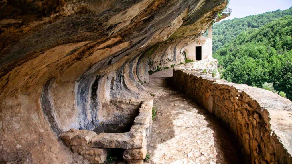 Discover the incredible places and what to see in Abruzzo with kids 3 Miniwanderlust Team what to see in Abruzzo with kids