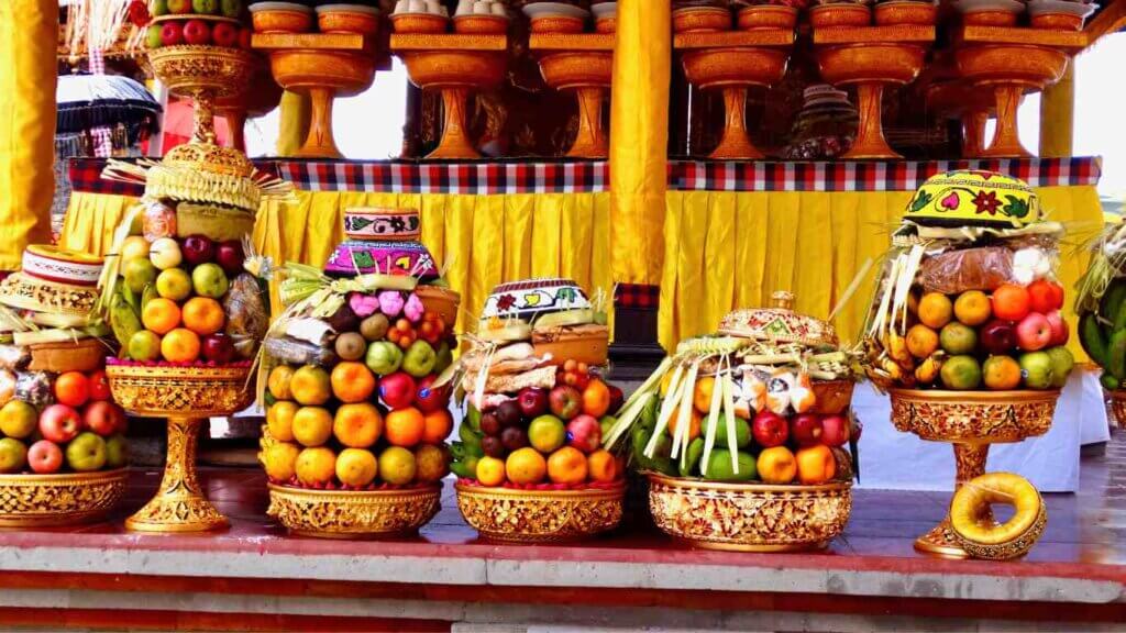 offerings in bali