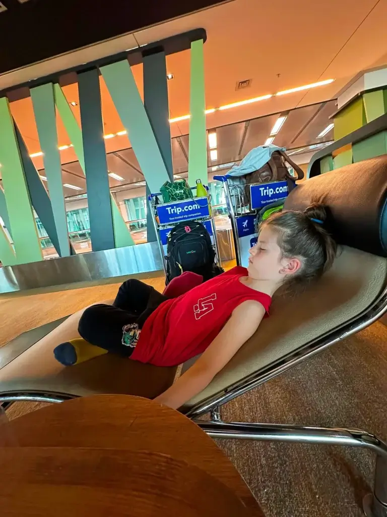 Long Stopover AT Singapore airport 475 Miniwanderlust Team Long Stopover AT Singapore airport